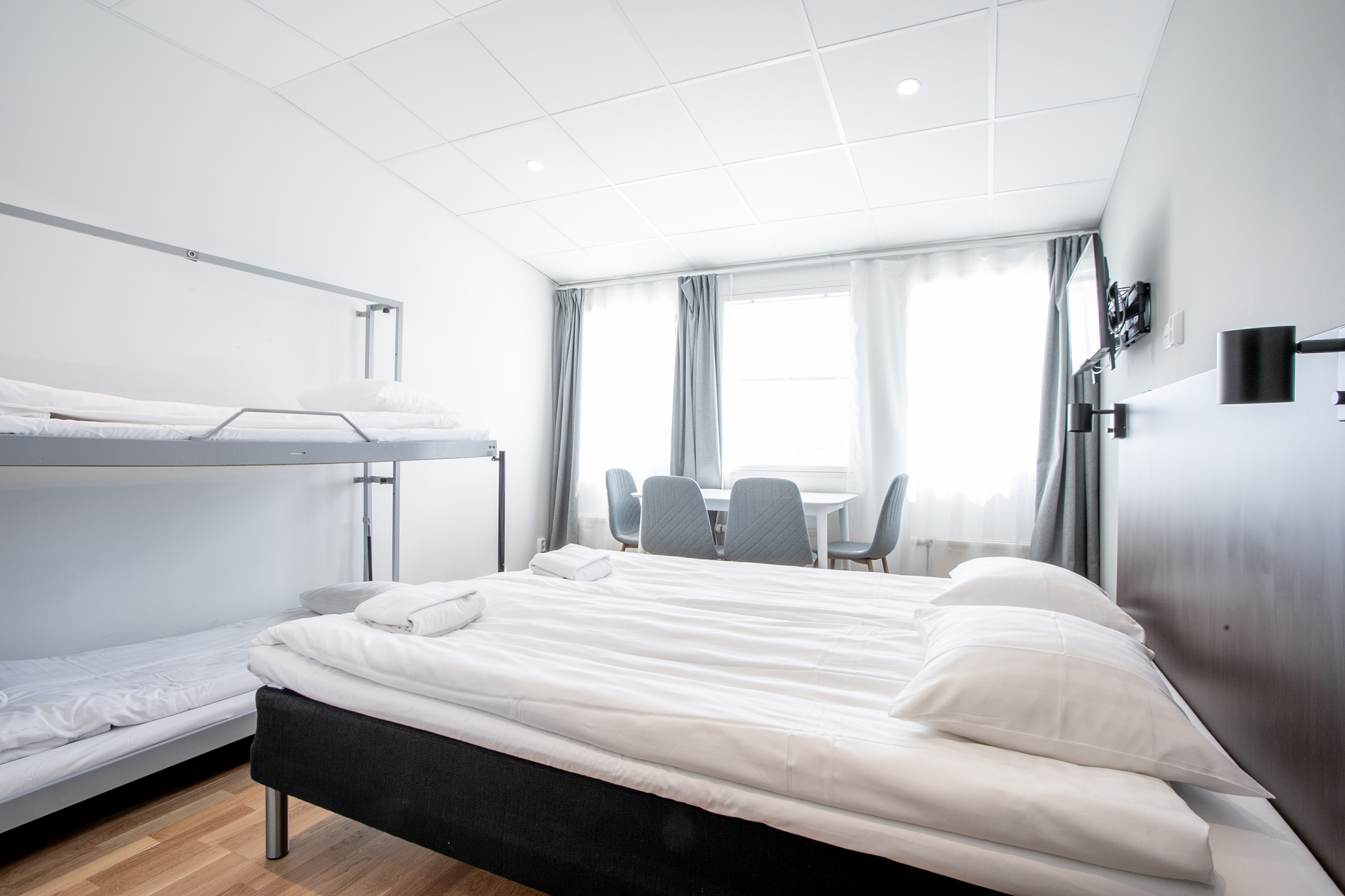 Beds One Bedroom Family ApartDirect Arlandastad.jpg